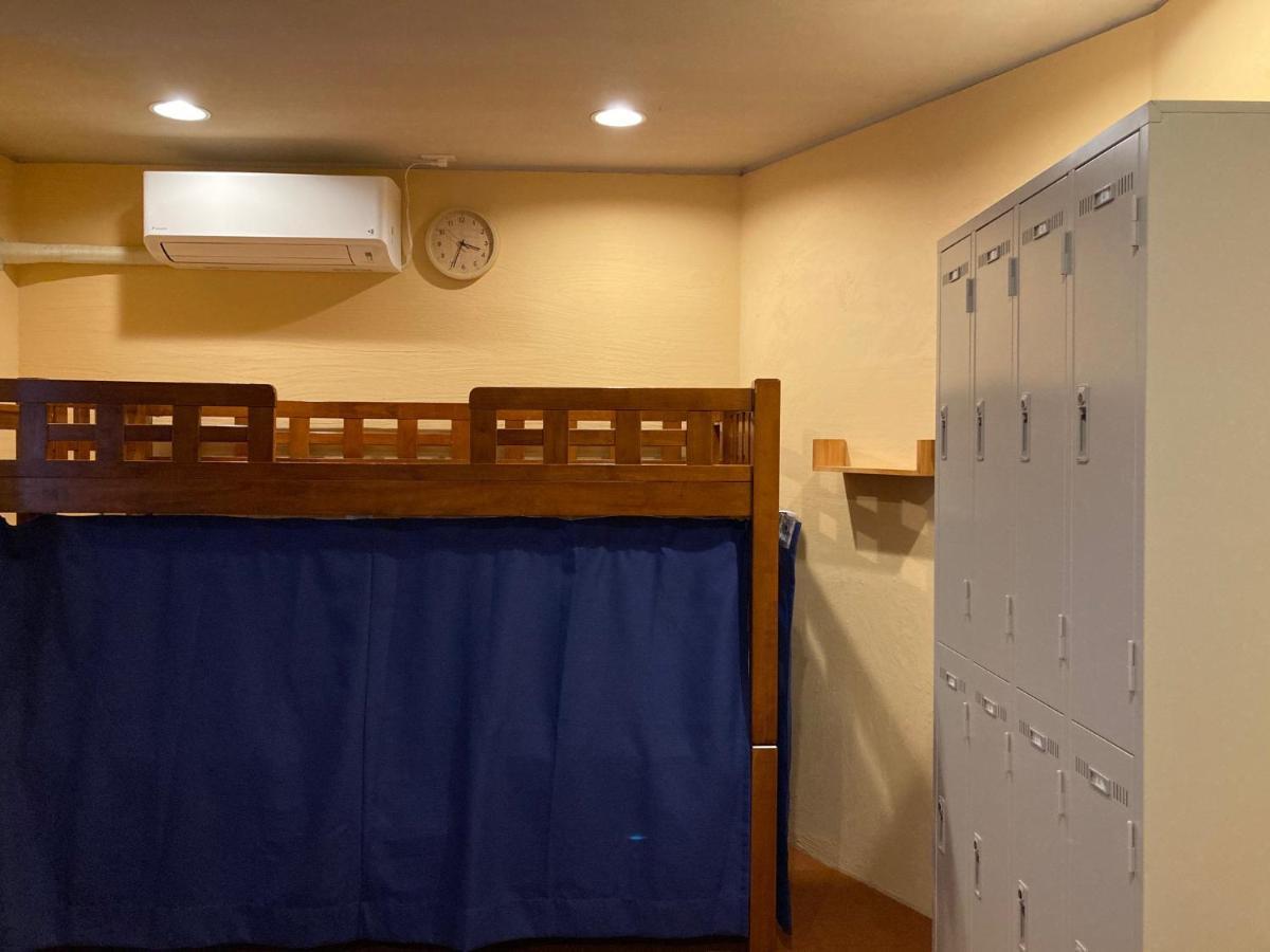 J-Hoppers Beppu Guesthouse ジェイホッパーズ別府ゲストハウス Экстерьер фото