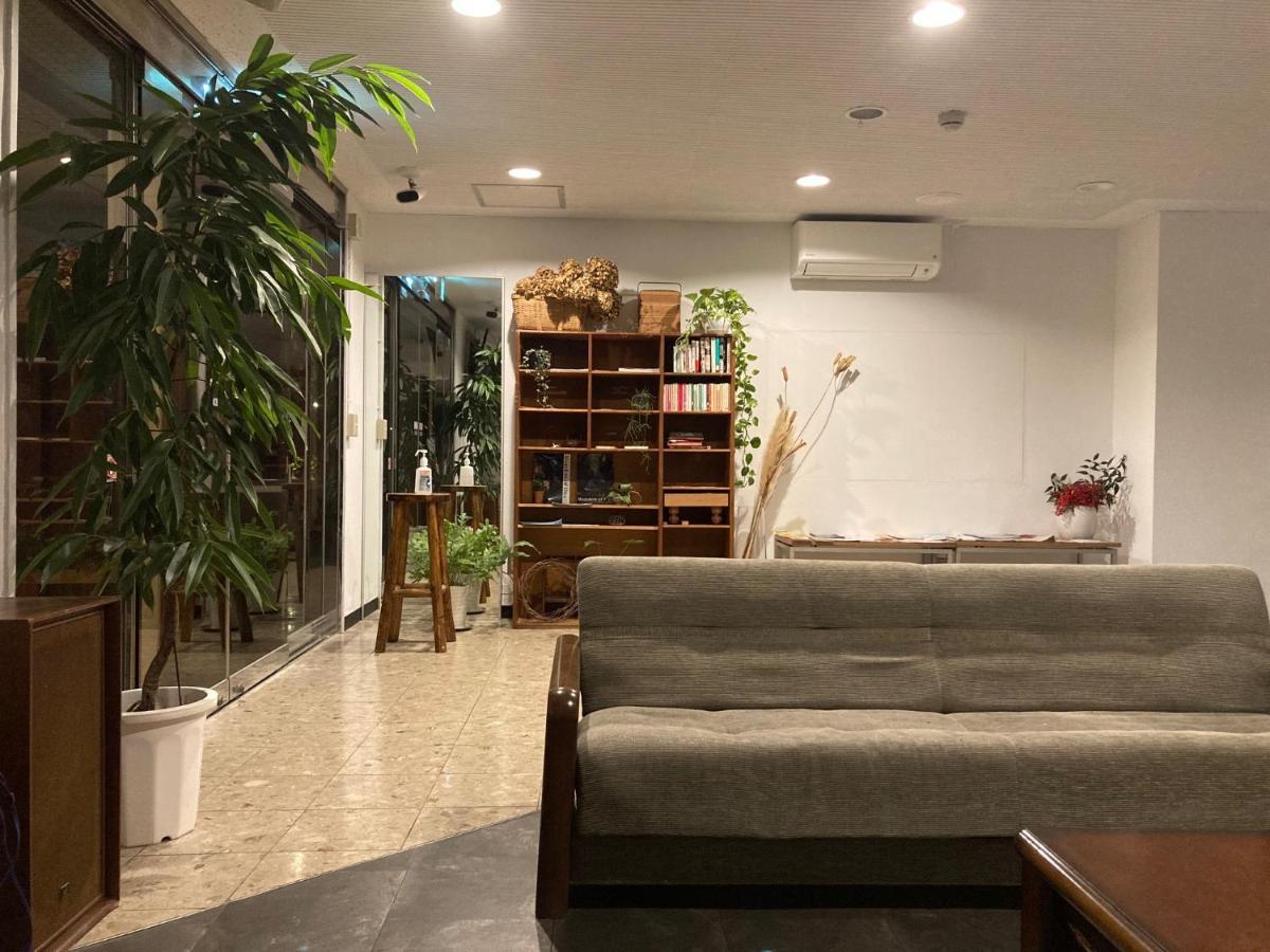 J-Hoppers Beppu Guesthouse ジェイホッパーズ別府ゲストハウス Экстерьер фото